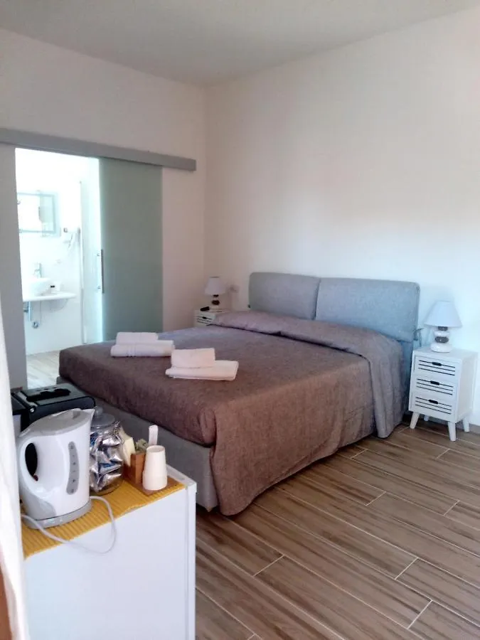 Flamingo Guest House- Rooms Olbia